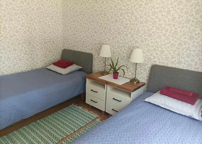 Meie Hiiumaa Majutus Kaerdlas * Kärdla